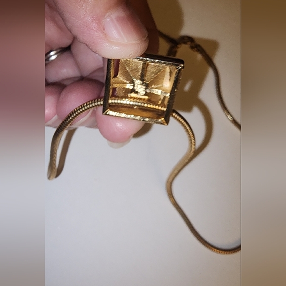 VINTAGE AVON EUC SQUARE CUT CRYSTAL CHOKERS NECKLACE - Picture 7 of 7